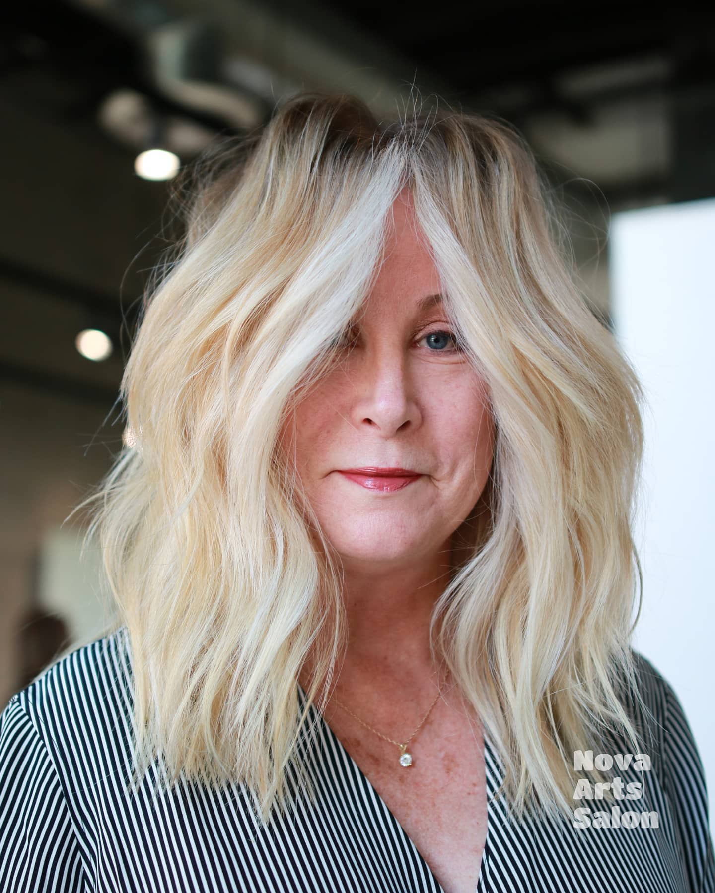 Textured Blonde Lob with Lively Movement