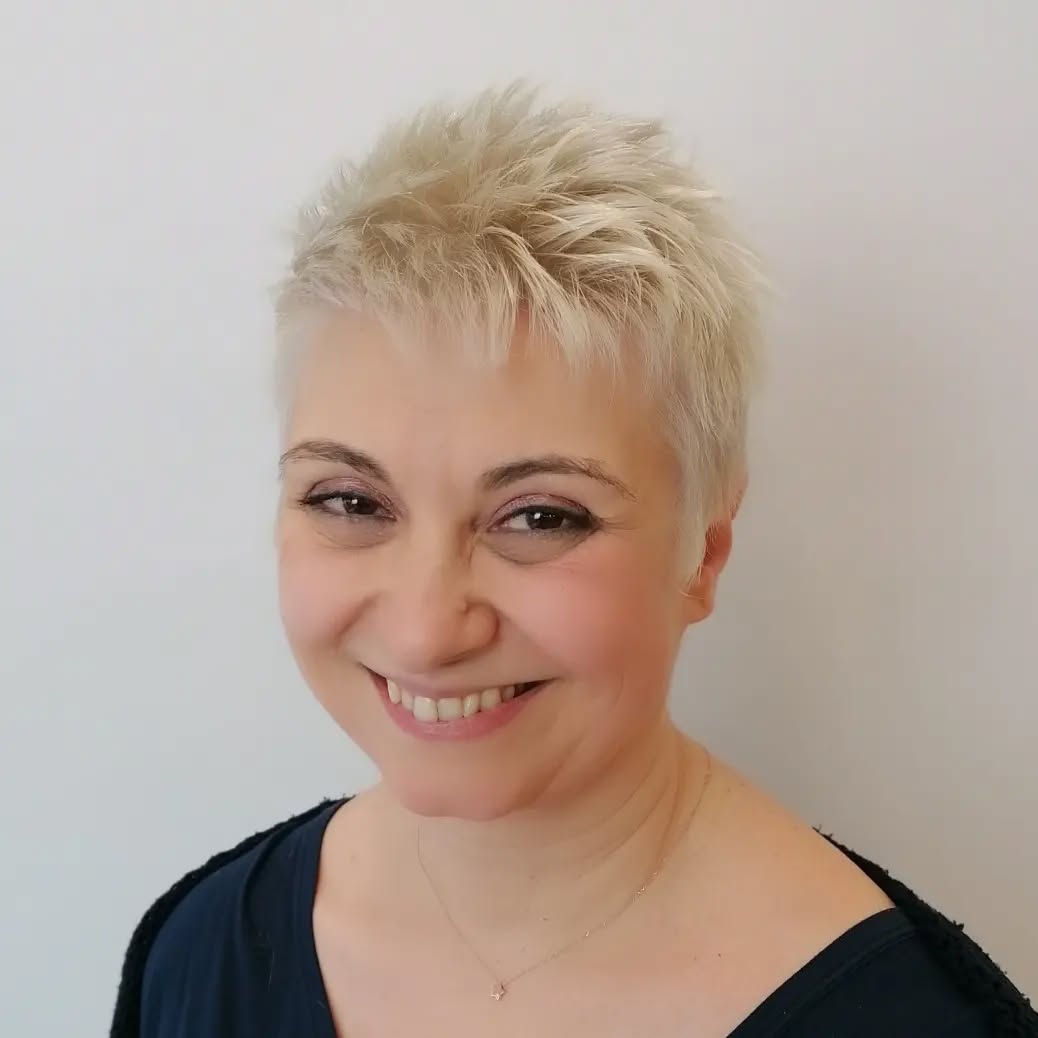 Textured Short Pixie with Light Blended Layers