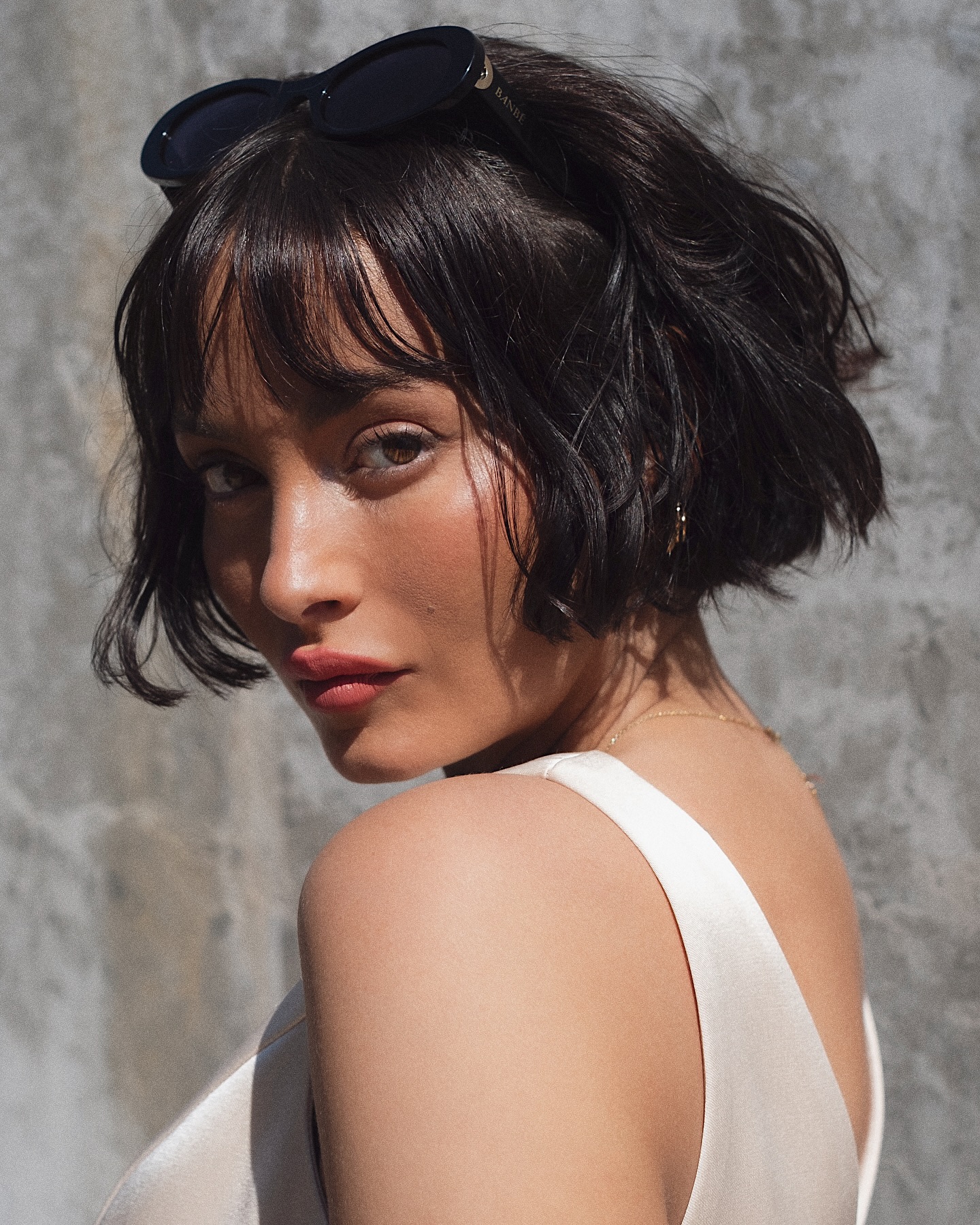 Chic Textured Pageboy Bob with Soft Bangs