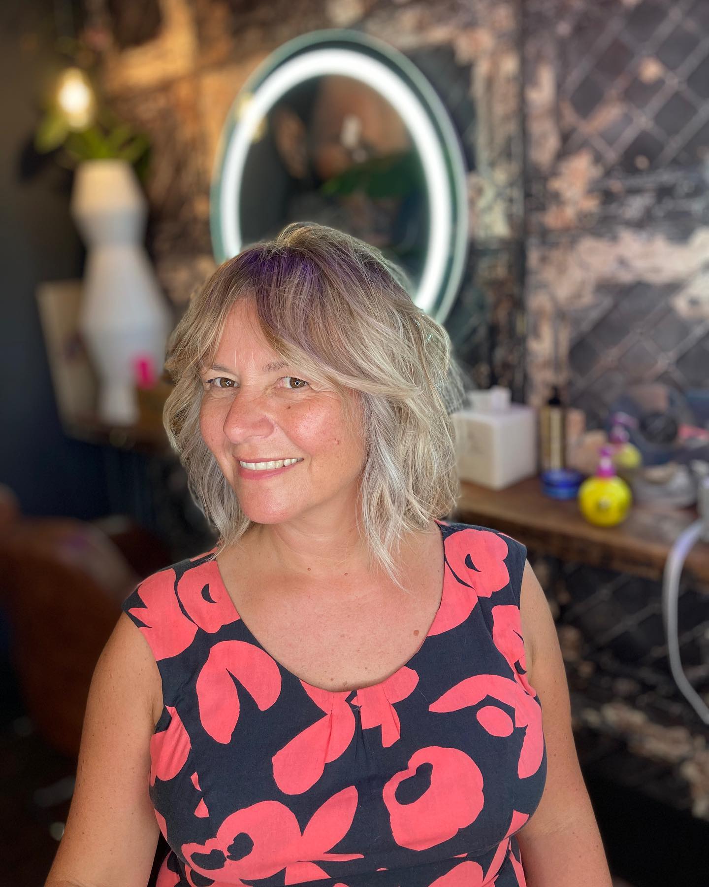 Chic Textured Shag with Soft Beachy Waves
