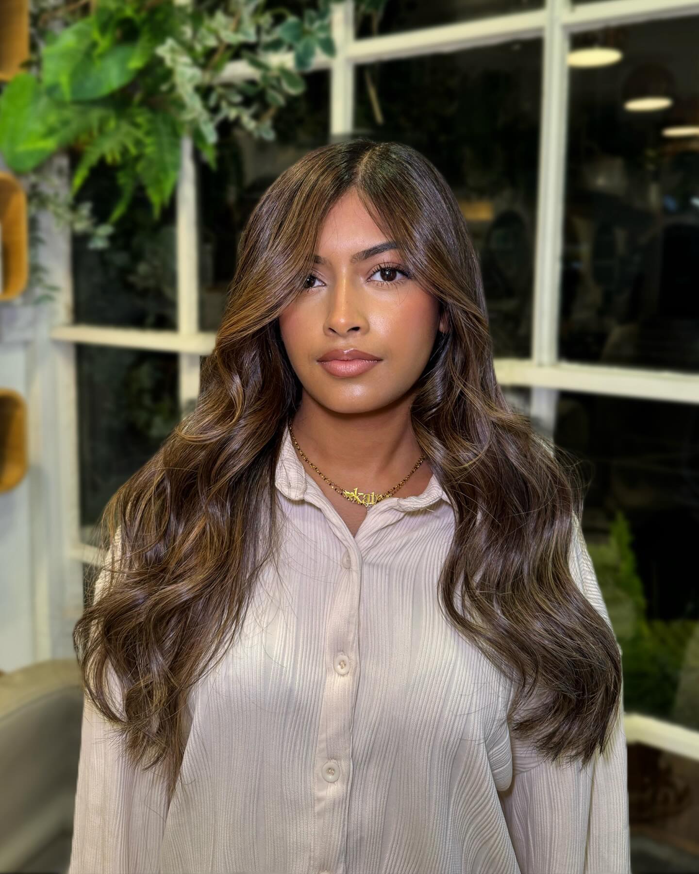 Elegant Long Waves with Subtle Caramel Highlights