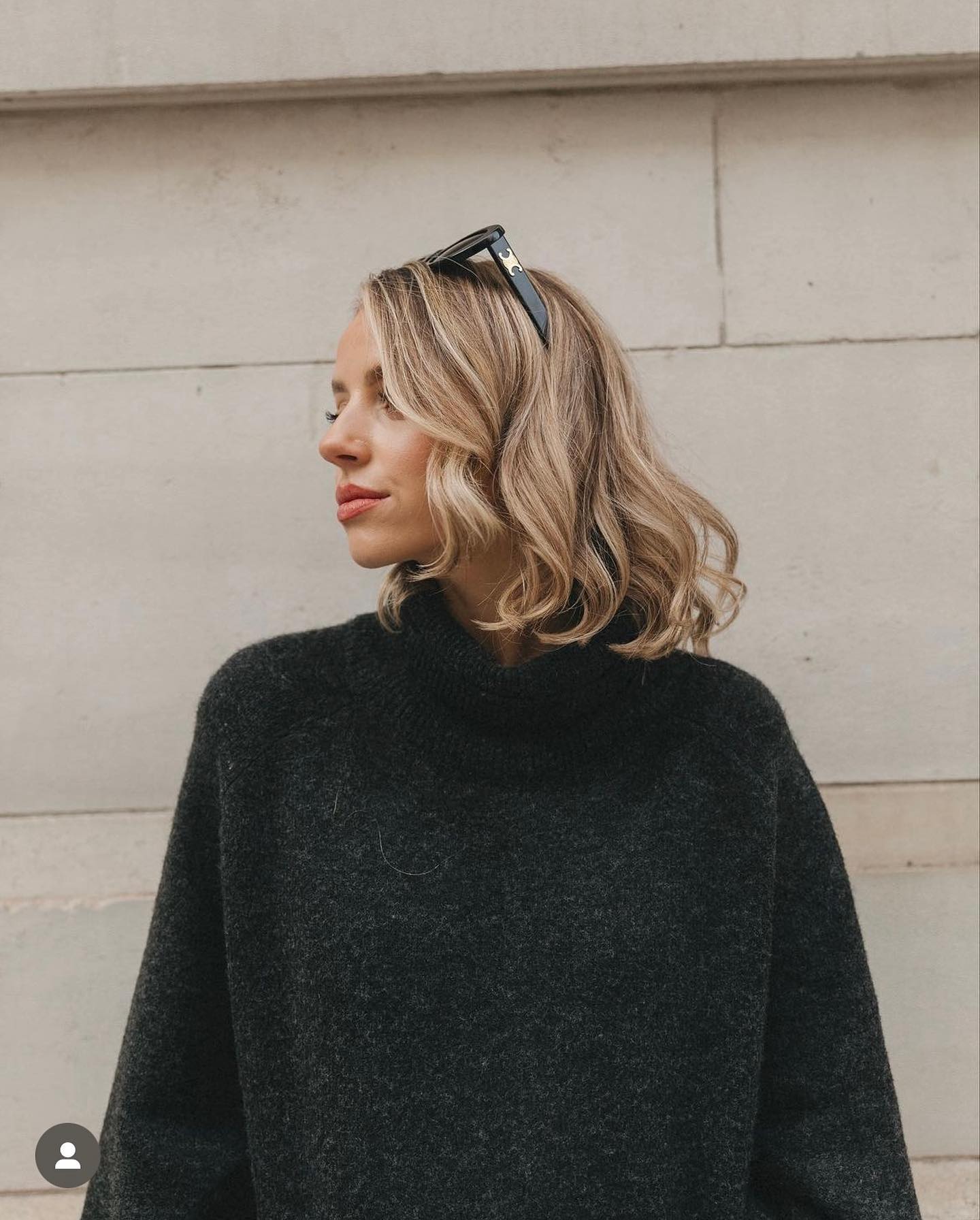 Soft Beachy Waves with Golden Highlights