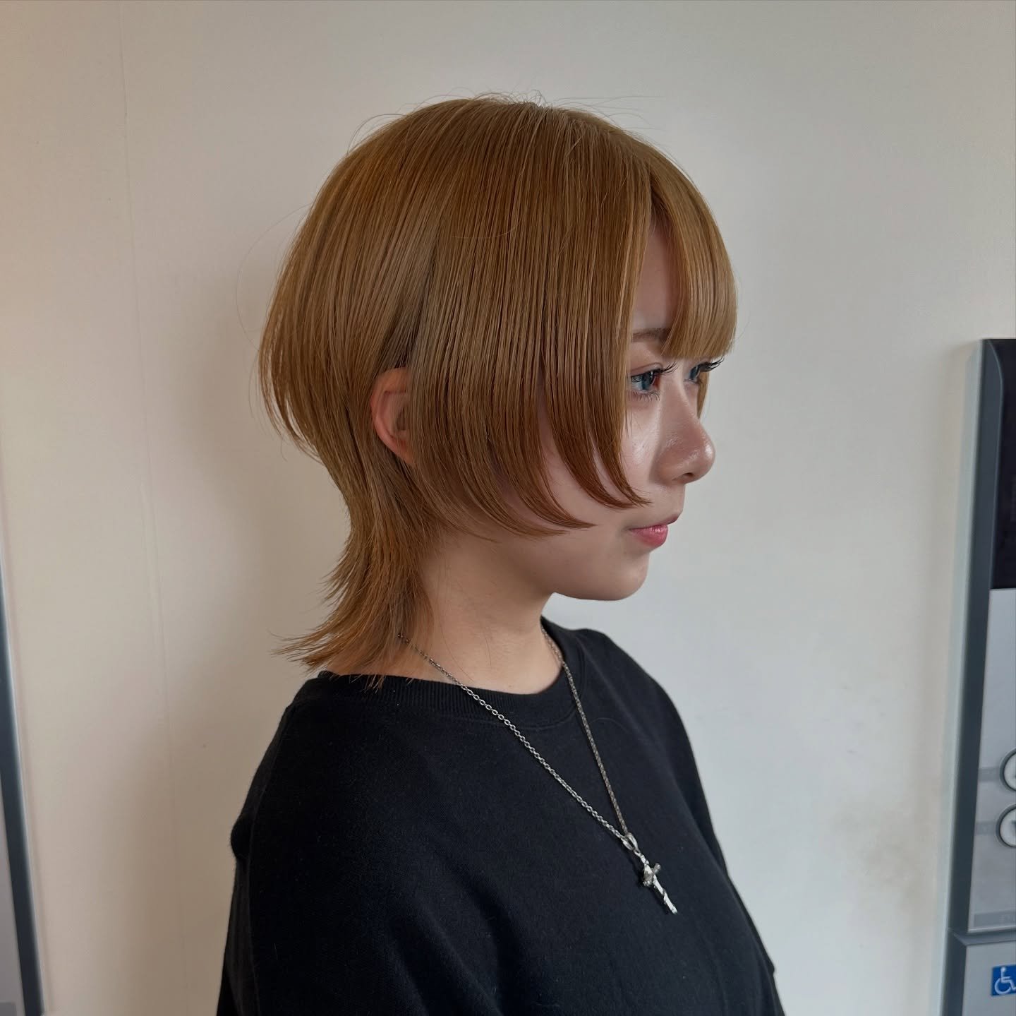 Stylish Textured Hush Cut with Unique Face-Framing Layers