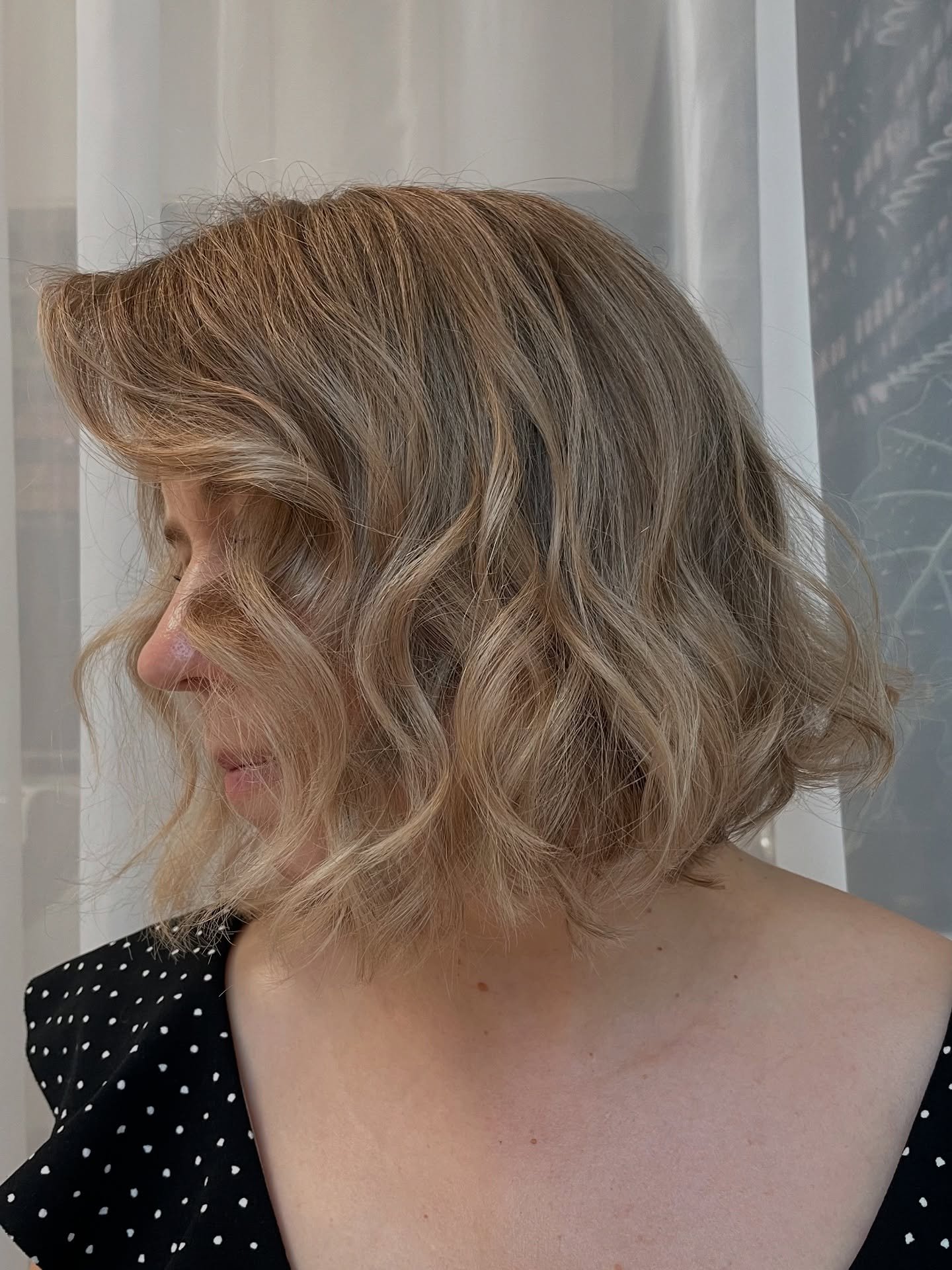 Chic Textured Wavy Bob