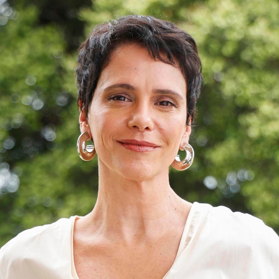 Classic Textured Pixie Cut with Soft Layers