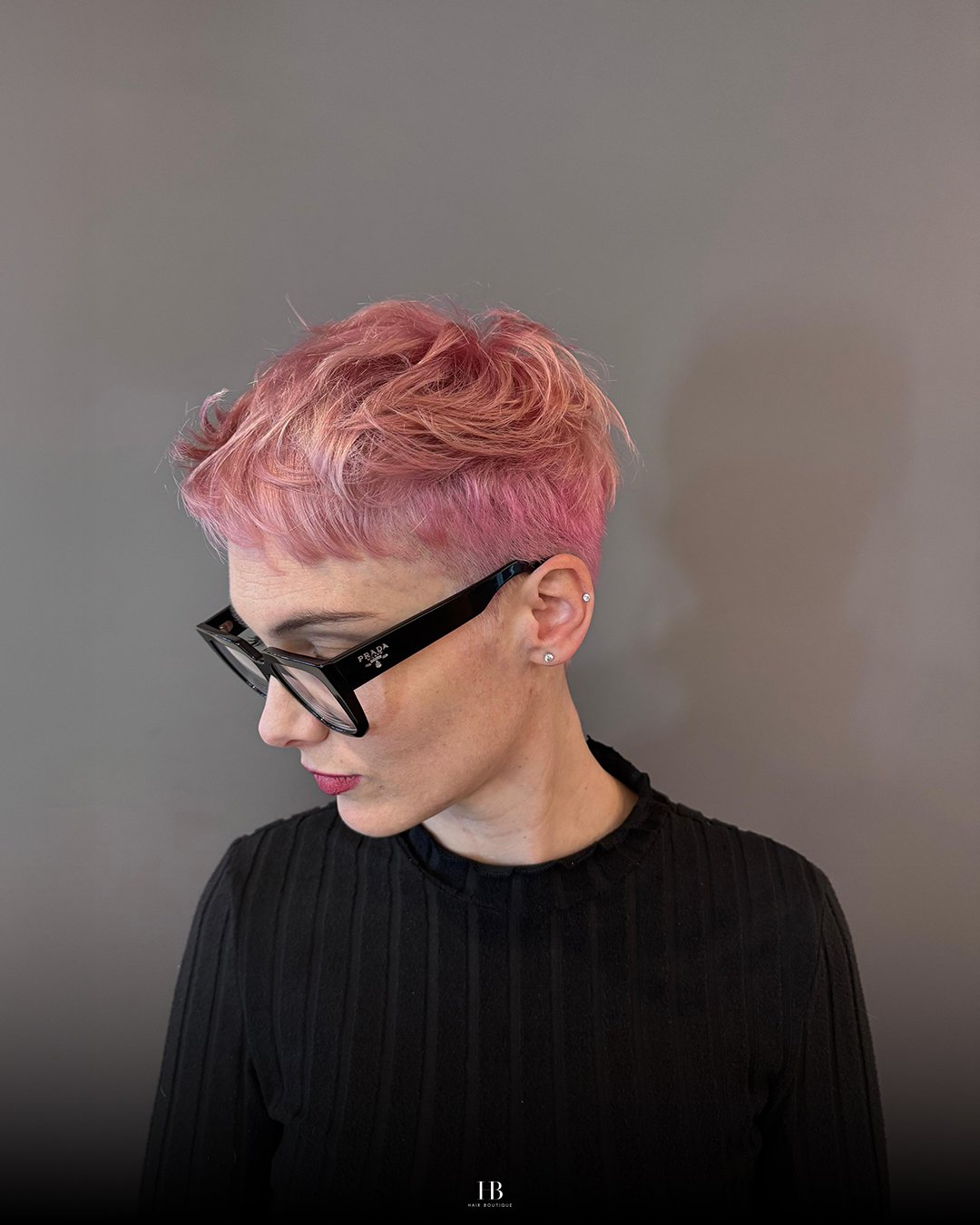 Playful Textured Pixie Cut with Soft Pastel Pink Highlights
