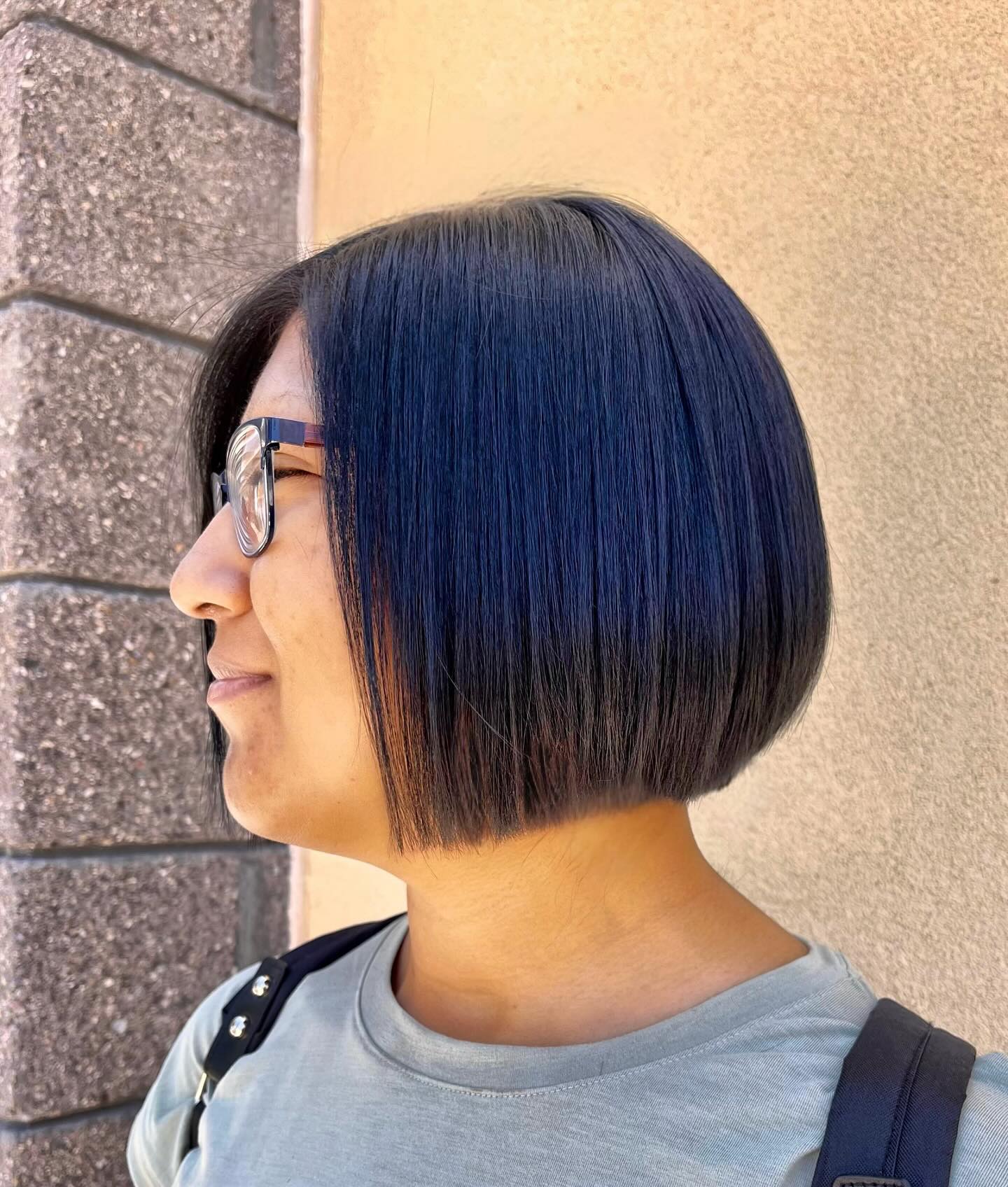 Sleek Blunt Bob with Subtle Blue Undertones