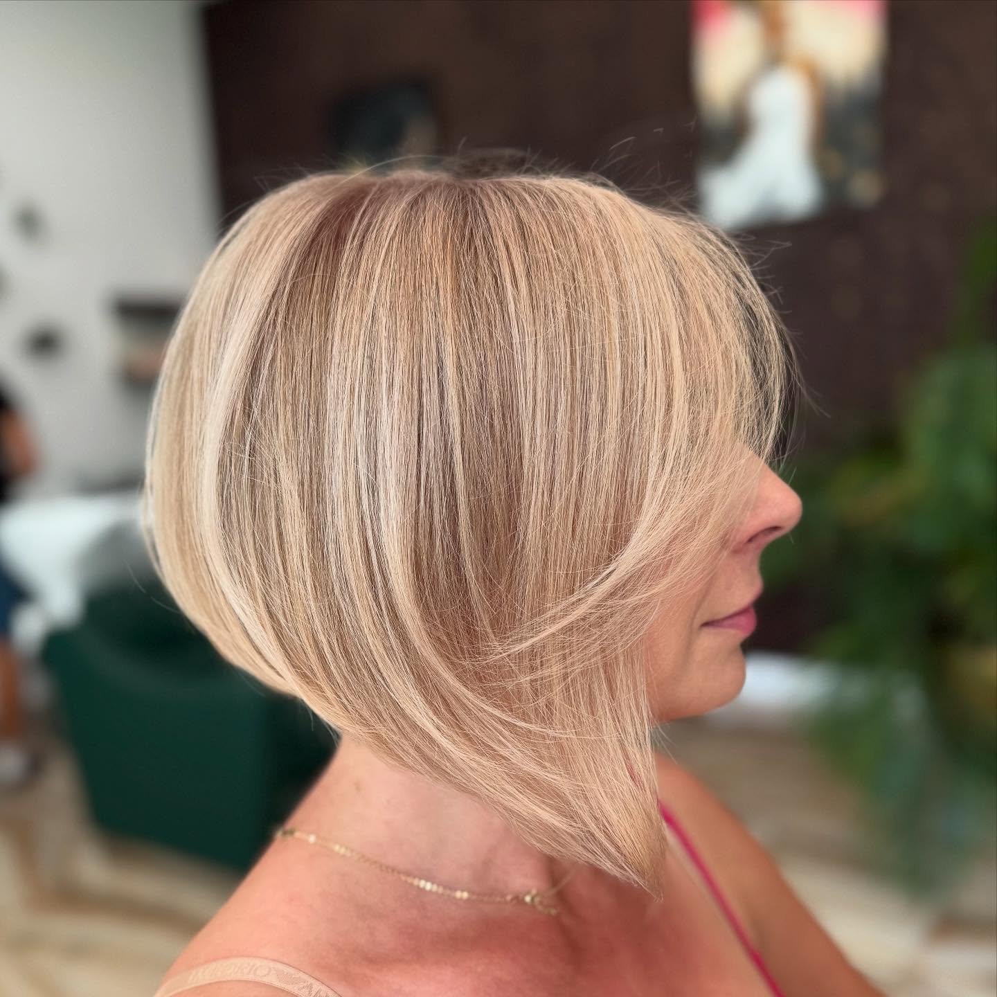 Soft Blunt Bob with Subtle Asymmetry