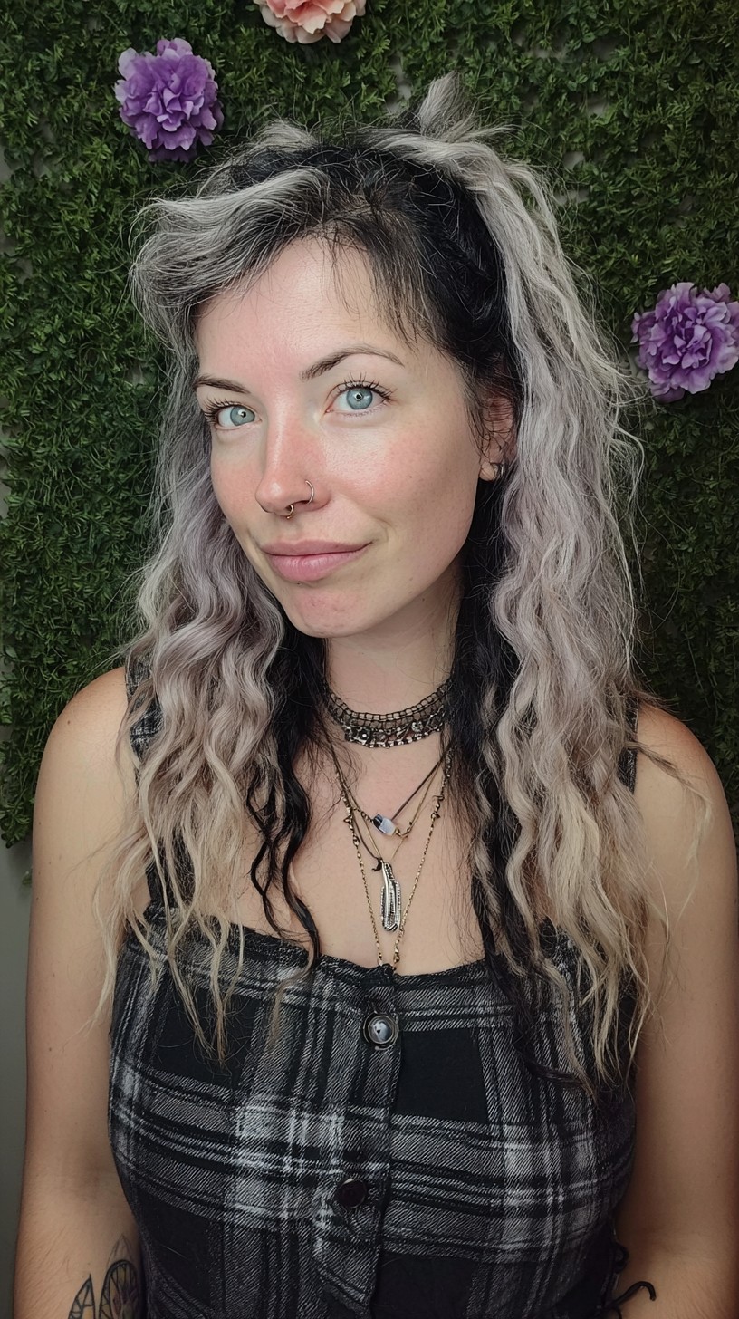 Effortless Charcoal-and-Silver Wavy Locks