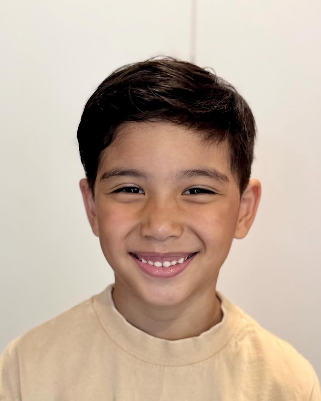 Refined Textured Top with Tapered Sides