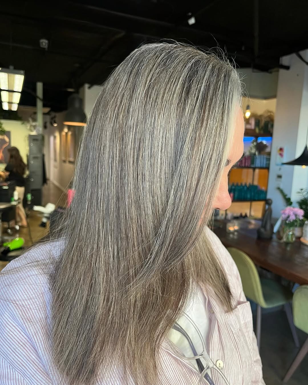 Sleek Silver Layered Cut for Thick Hair