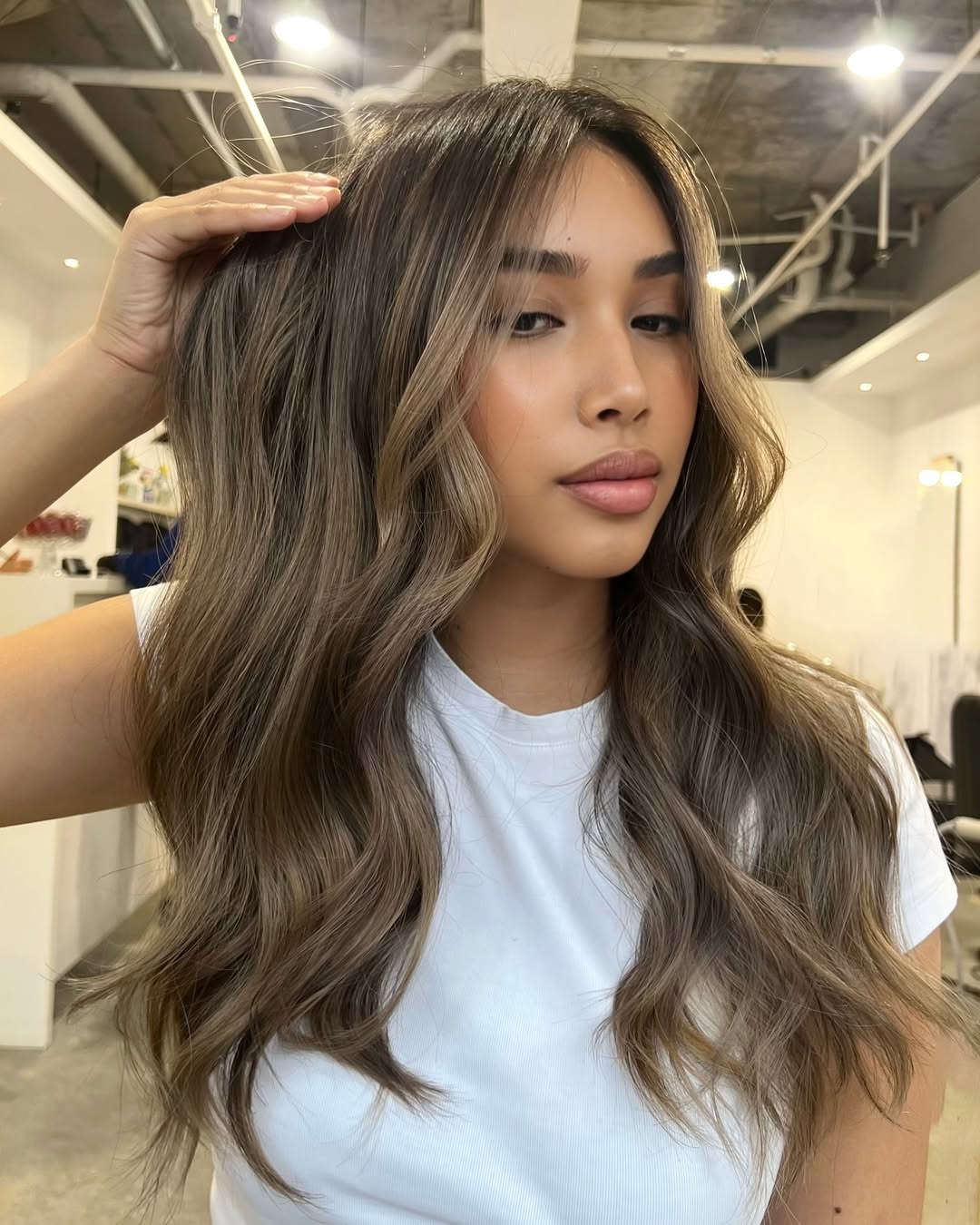 Soft Ash Blonde Waves with Seamless Layers