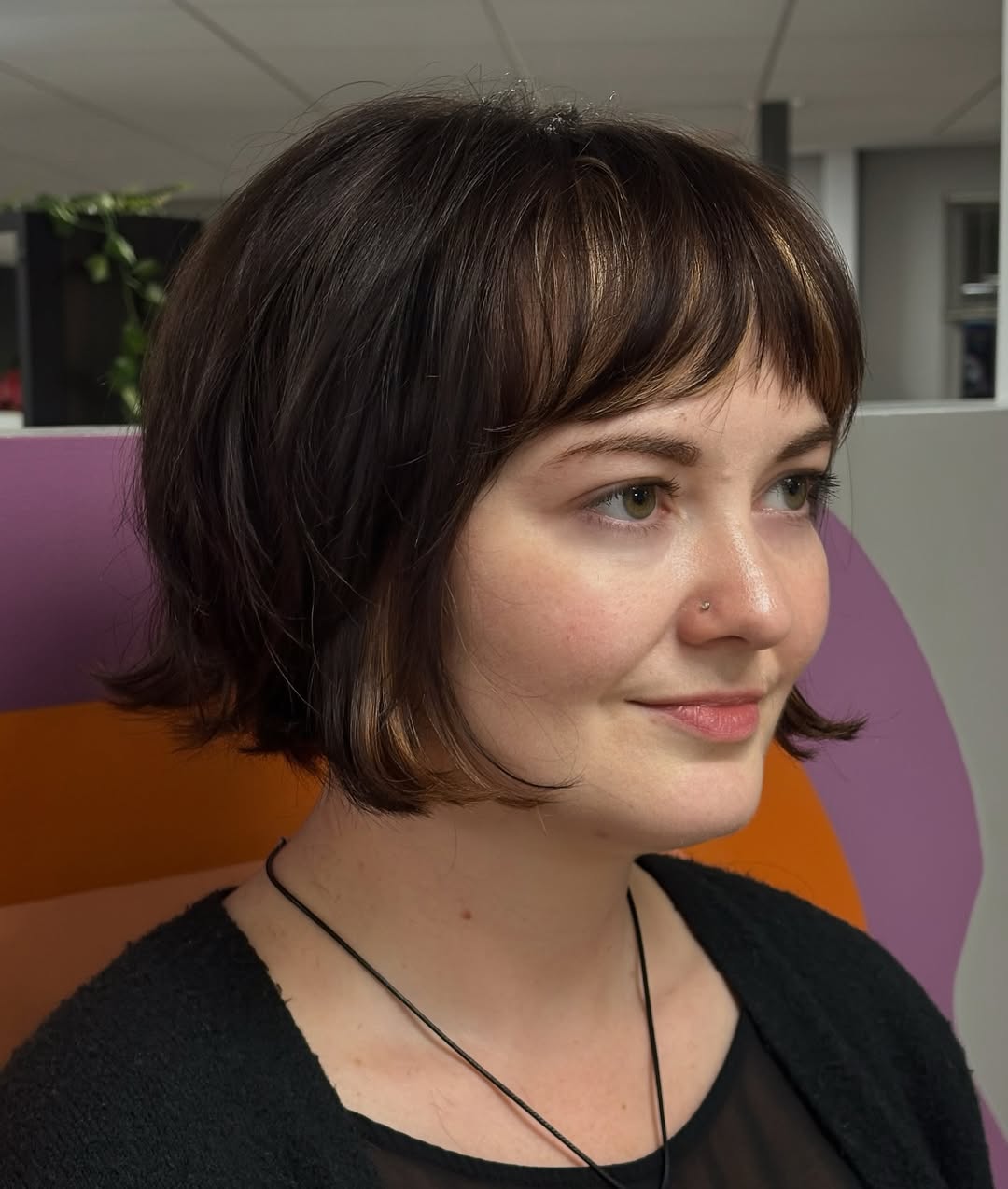 Chic Textured Bob with Subtle Highlights