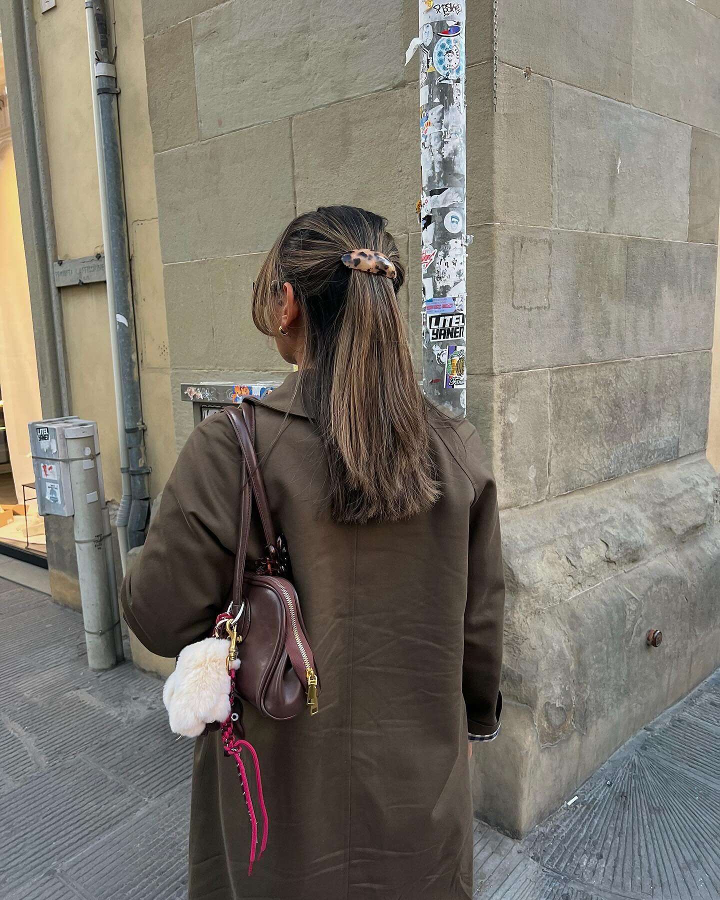 Chic Half-Up Ponytail with Soft Waves