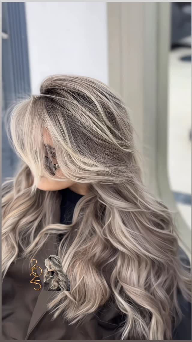 Elegant Ashy Blonde Waves with Subtle Highlights