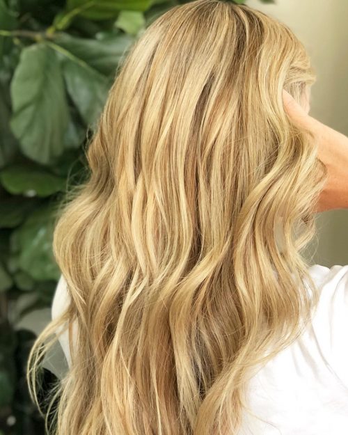 A golden dark-brown pilus color is a blend of medium dark-brown together with calorie-free blonde fifteen Golden Brown Hair Color Ideas to Try This Year