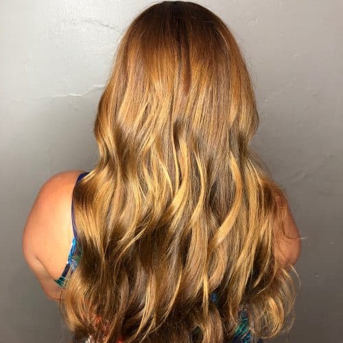 A golden dark-brown pilus color is a blend of medium dark-brown together with calorie-free blonde fifteen Golden Brown Hair Color Ideas to Try This Year