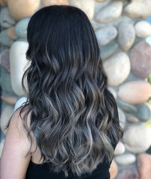 A balayage on dark pilus color is a gorgeous means to locomote costless 17 Stunning Examples of Balayage Dark Hair Color