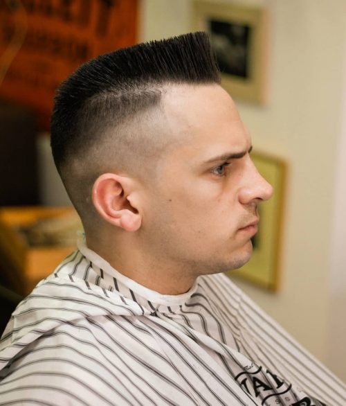 s haircut alongside upright pilus on exceed together with sides that are shaved or tapered curt xiv Coolest Men’s Flat Top Haircuts together with How to Get It