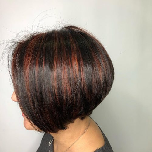 A graduated bob is a type of bob that has to a greater extent than length inward front end together with to a greater extent than book at the dorsum 17 Hottest Graduated Bob Haircuts Right Now