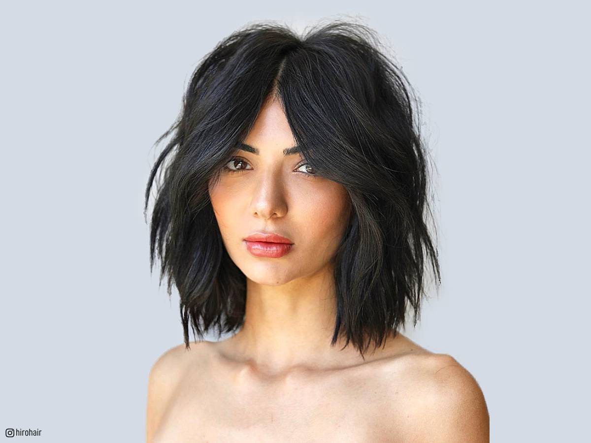 Image of Shag with textured waves straight hair