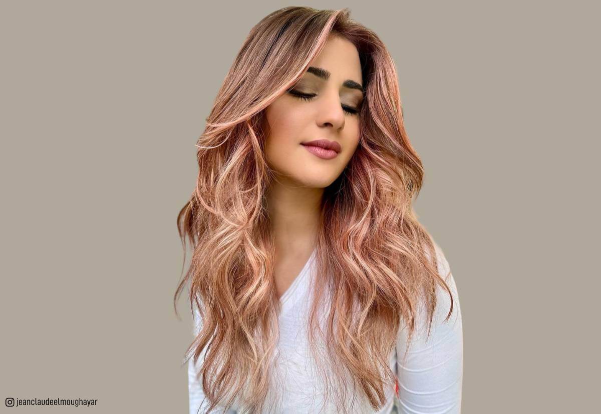 24 Loose Wavy Hair Ideas for a Trendy and Chill Vibe