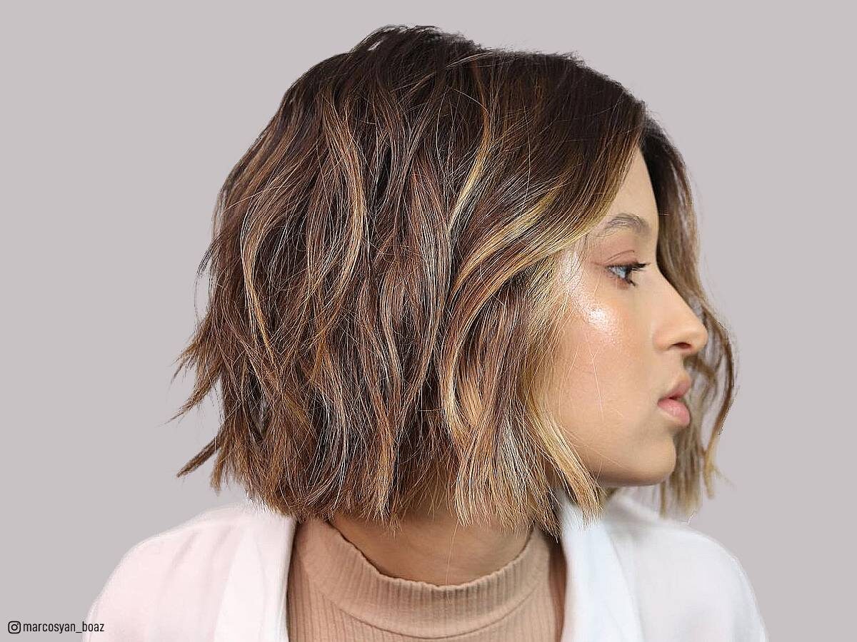 19 Low-Maintenance Chin-Length Haircuts for Busy Women Wanting Short Hair 19 Low-Maintenance Chin-Length Haircuts for Busy Women Wanting Short Hair