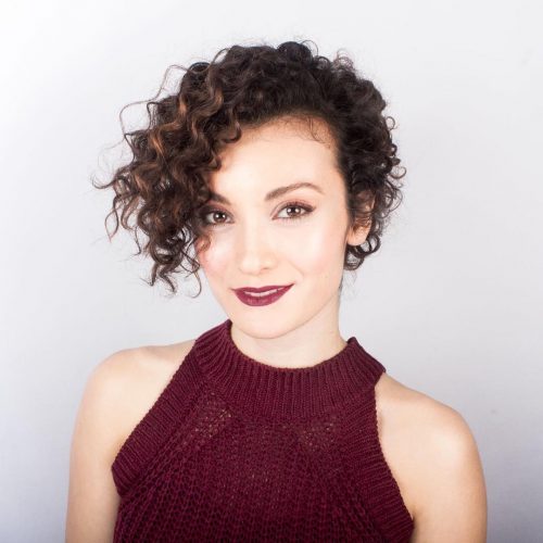 or adding a few twirls amongst a curling atomic position out 26 eighteen Stunning Naturally Curly Hairstyles for Prom You’ll Love