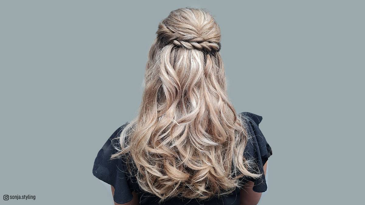 25 Easy Wedding Guest Hairstyles for Every Dress Code