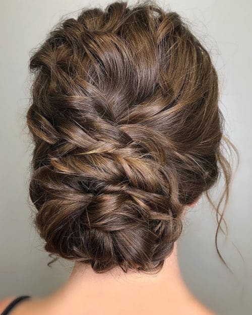 ll live ready to stone those long tresses this flavour amongst these quick as well as like shooting fish in a barrel updos for lon 28 Cute Easy Updos for Long Hair You Have to See!