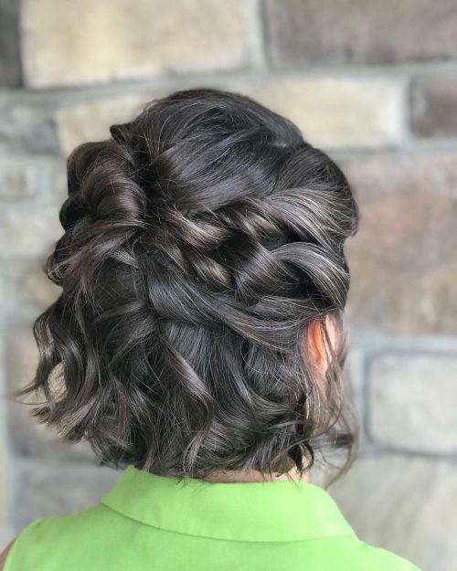 Perfect Chignon for Short Hair