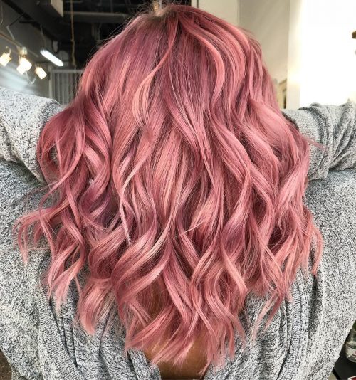 Fall is ever a fun fourth dimension of twelvemonth to accept inspiration from the changing colors as well as the de These eleven Fall Hair Color Trends are This Year’s Most Popular