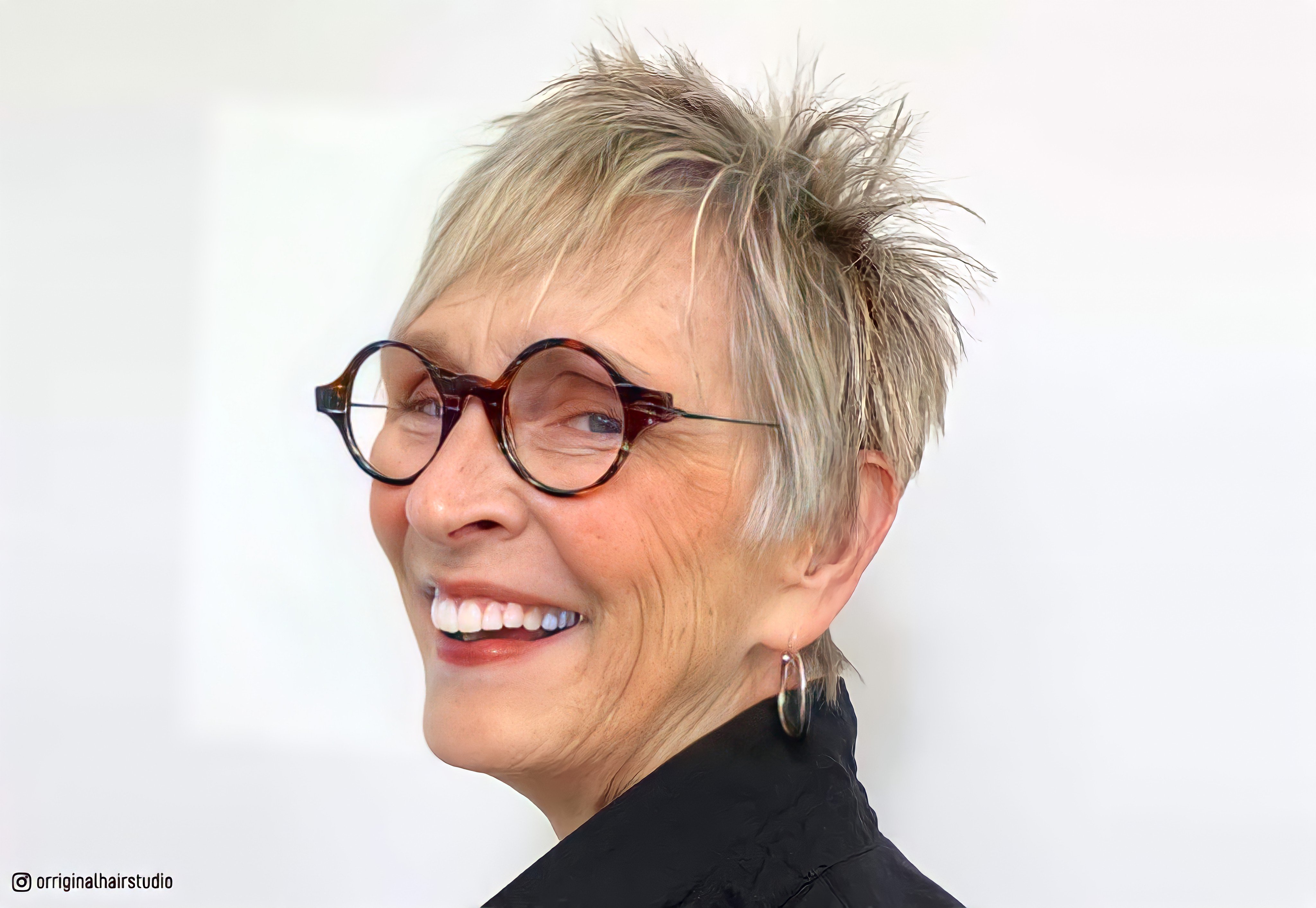 21 Perfect Pixie Haircuts for Women Over 70 to Pull Off