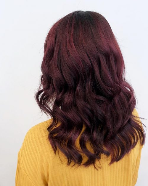 Dark ruby-red pilus transcends the listing of the most pop as well as fashionable fashion colors this yr nineteen Shockingly Pretty Dark Red Hair Color Ideas