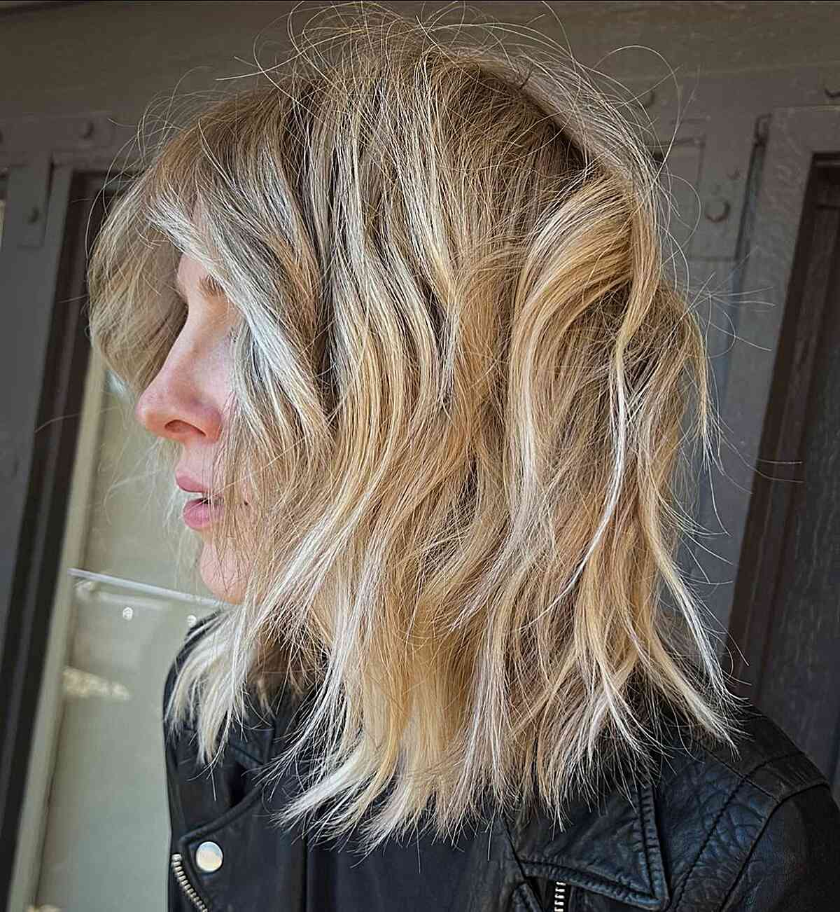 Sexy Textured Blonde Medium-Length Hair