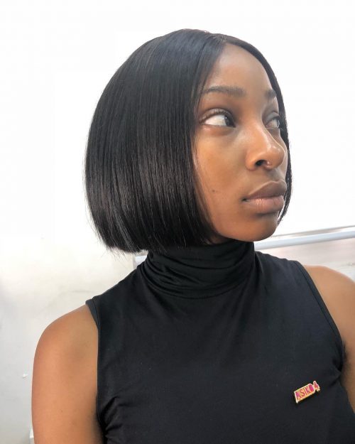 15 Perfect Middle Part Bob Hairstyles Weaves Sew Ins Etc