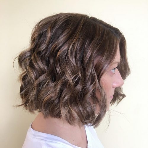 Mocha Brown Hair with Light Brown Highlights