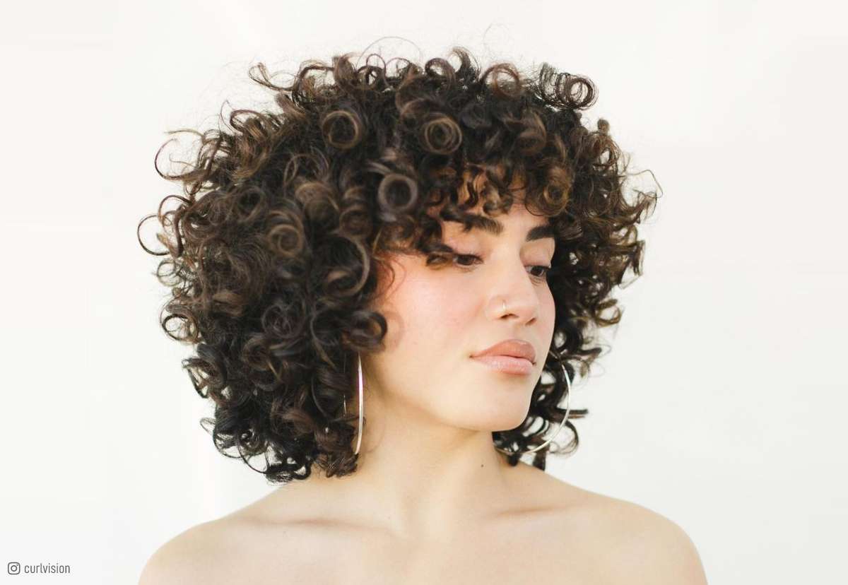 4 Curly Hairstyles For All Your Holiday Parties  Bebonia