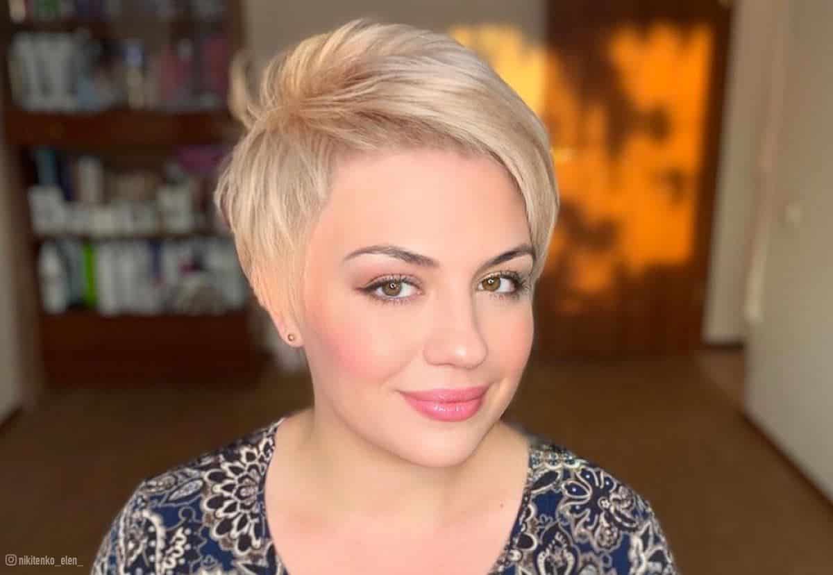 20 Flattering Haircuts and Hairstyles for Thin Faces to Don  Hair Adviser