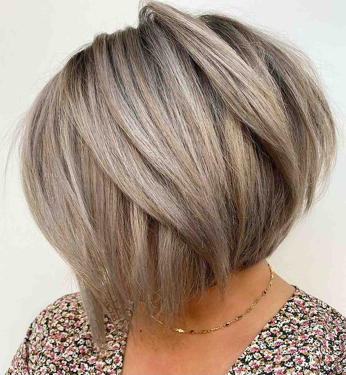 short layered graduated bob hairstyle for older ladies