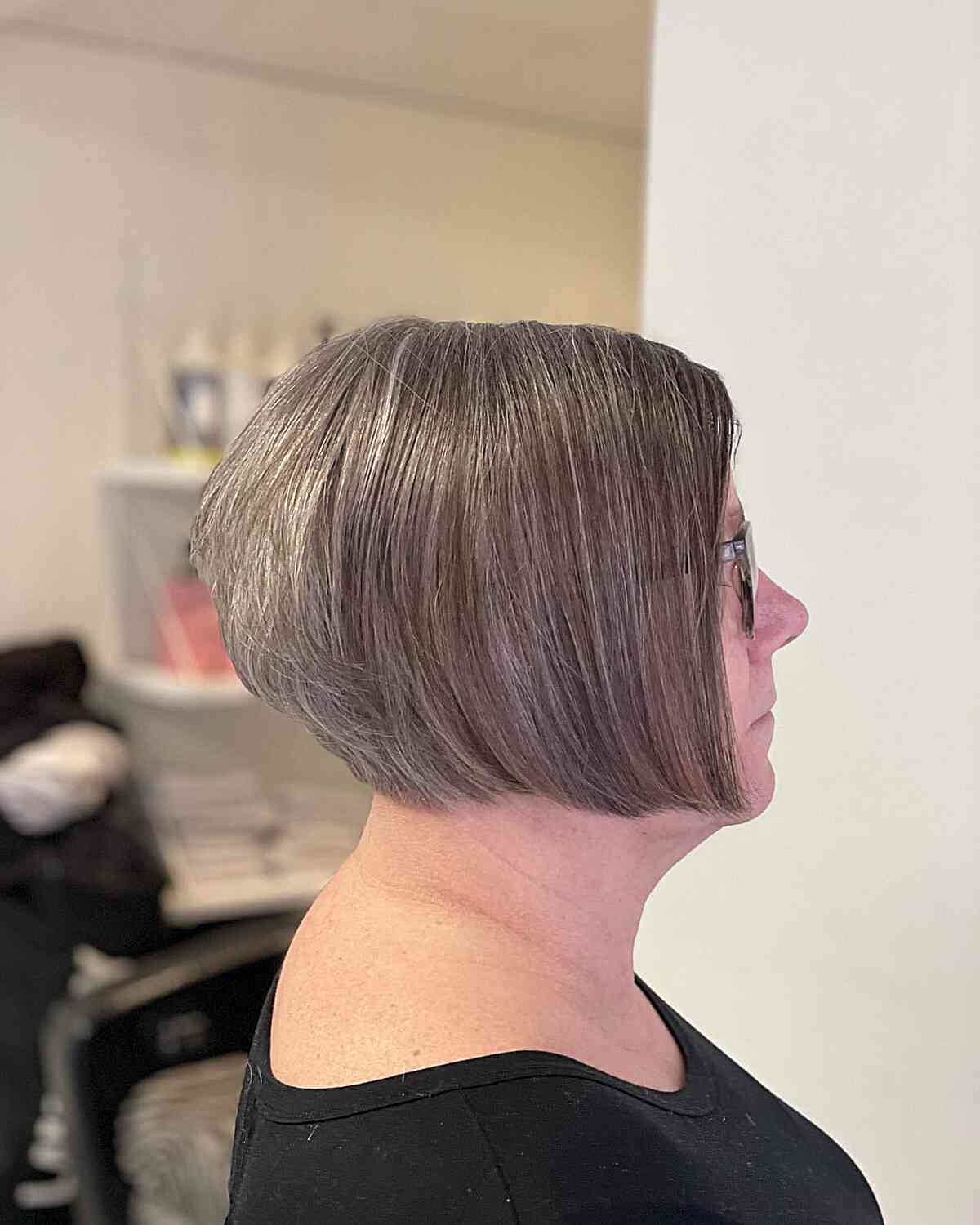 Short-Length Stacked Wedge Cut for Fine Hair