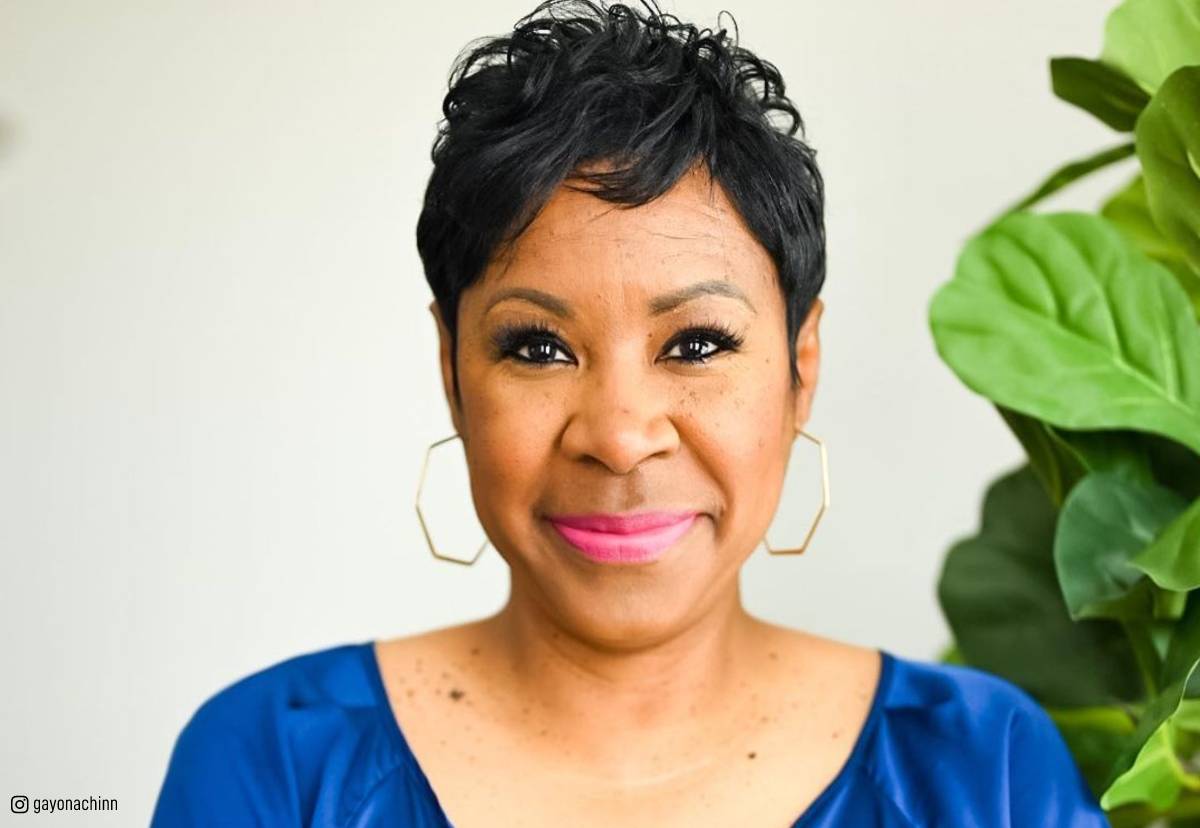 18 Youthful Short Natural Haircuts for Black Women Over 50