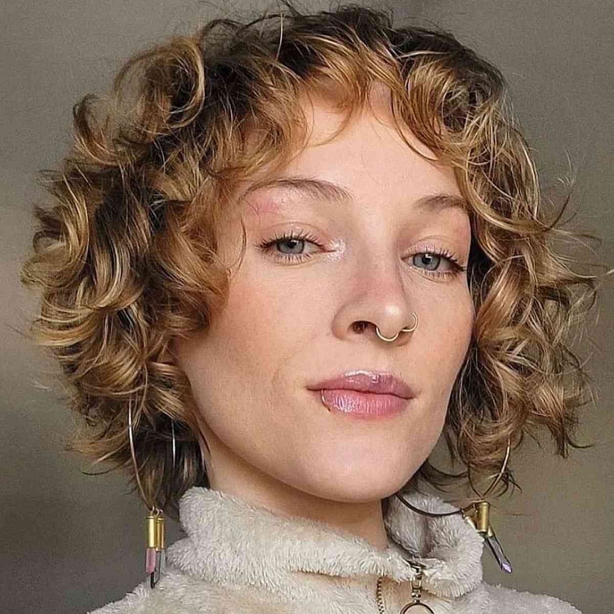 Short Perfect Bronde Curls