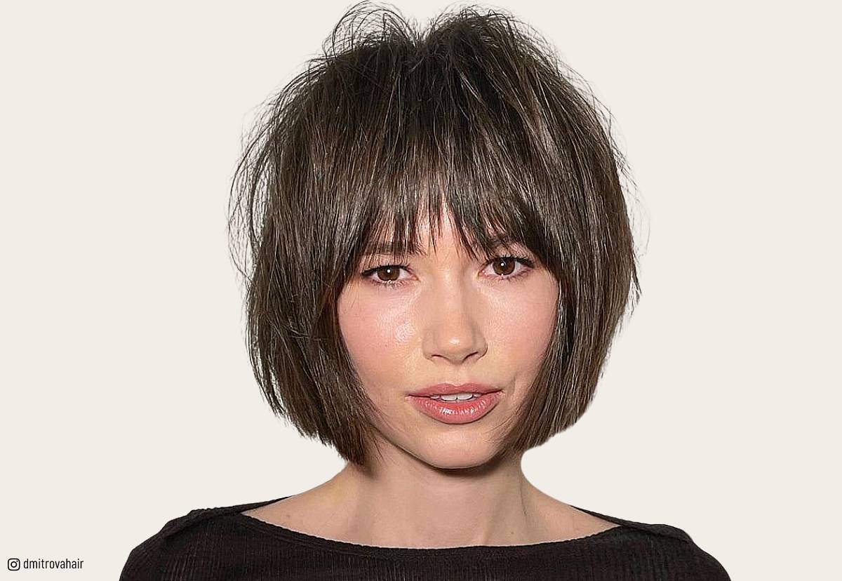 Image of Straight shag with asymmetrical bangs