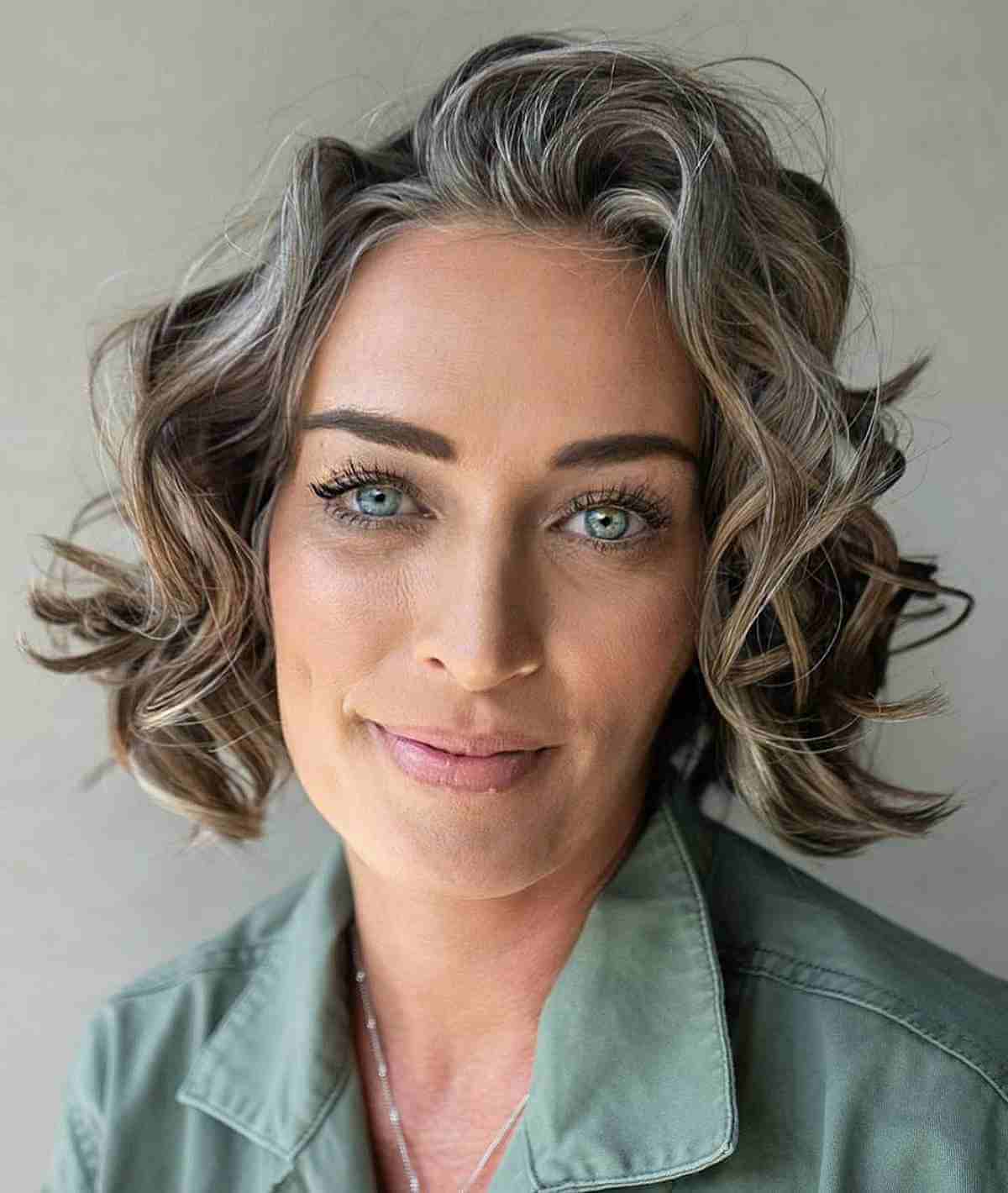 Effortless Short Shaggy Curls for Women
