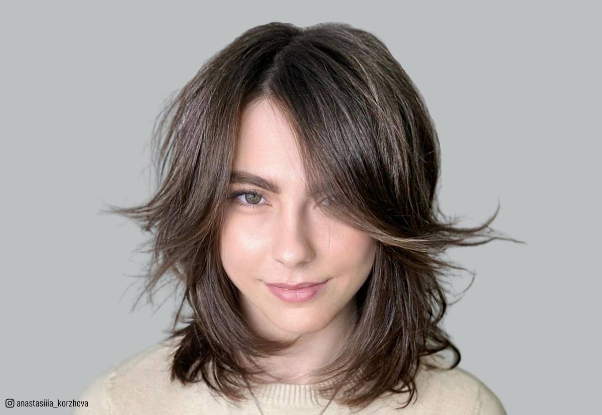 32 Coolest Shoulder-Length Hair with Curtain Bangs You've Gotta See