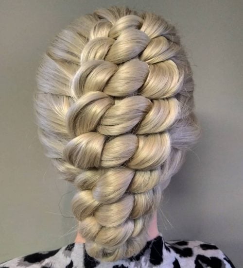 25 Easy Cute Updos For Medium Hair