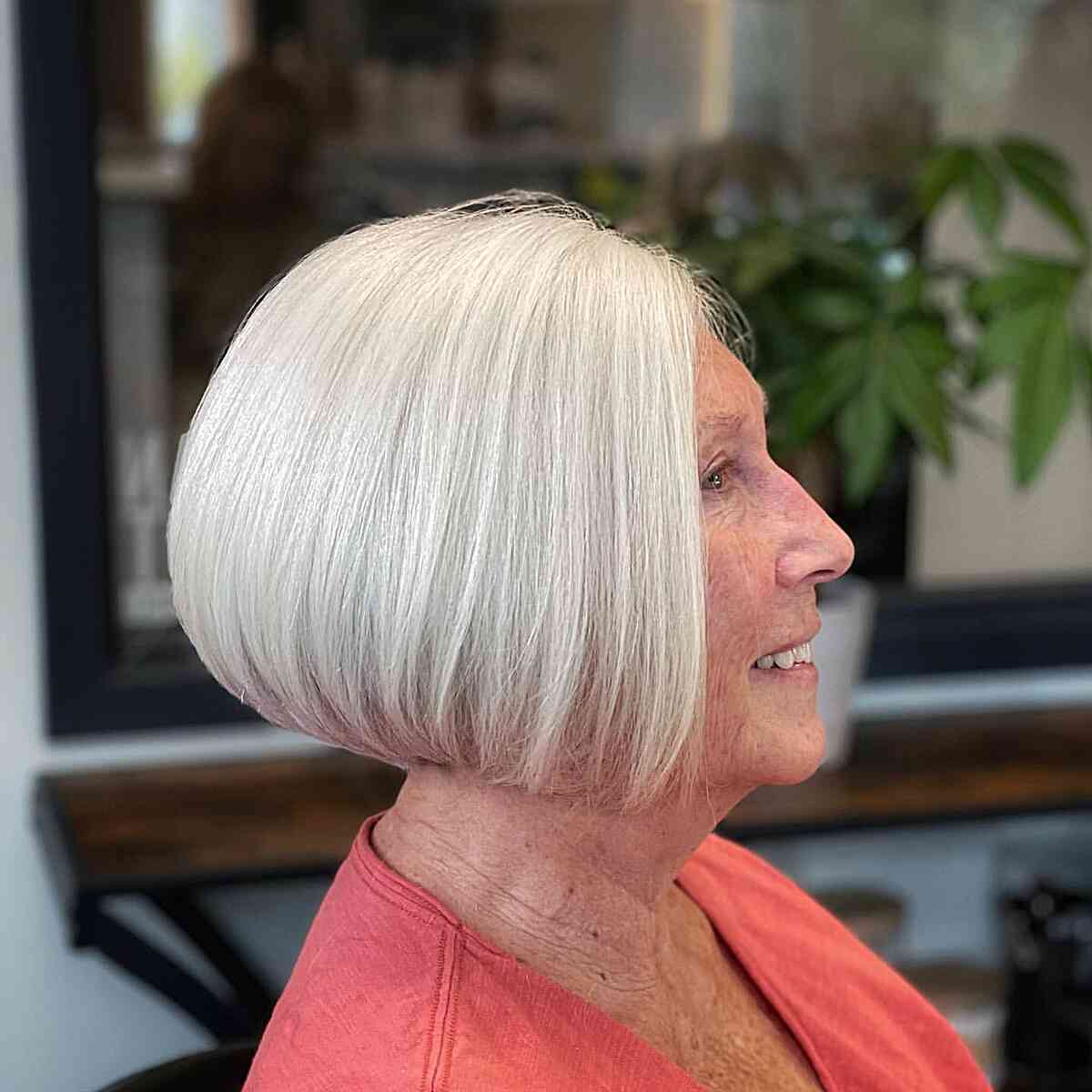 Simple Hairstyle that is Sleek & Chic & Silver