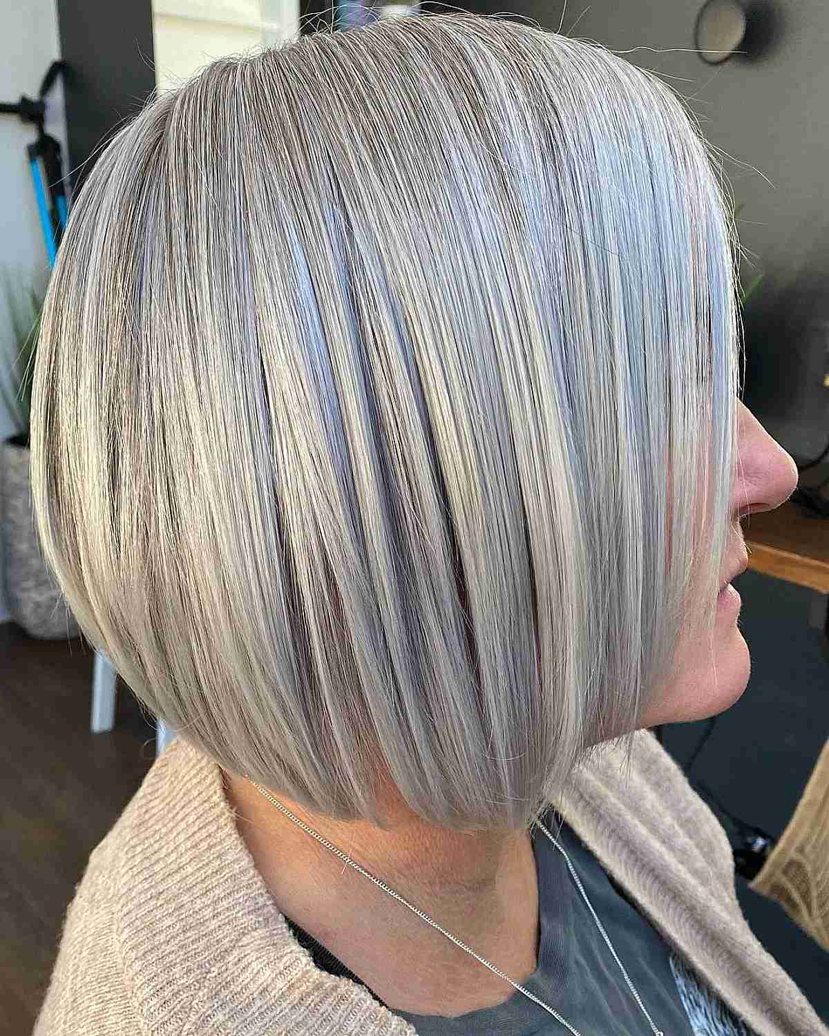 Sleek Bob on Silver Hair for Older Women