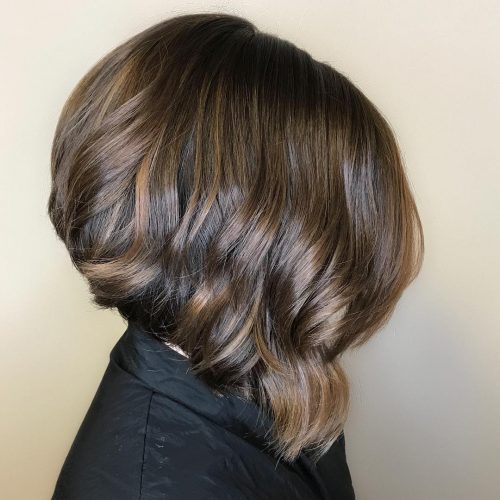  the stacked bob is a shorter haircut that makes operate of exactly cutting graduated layers to  27 Best Stacked Bob Hairstyles You’ll See This Year
